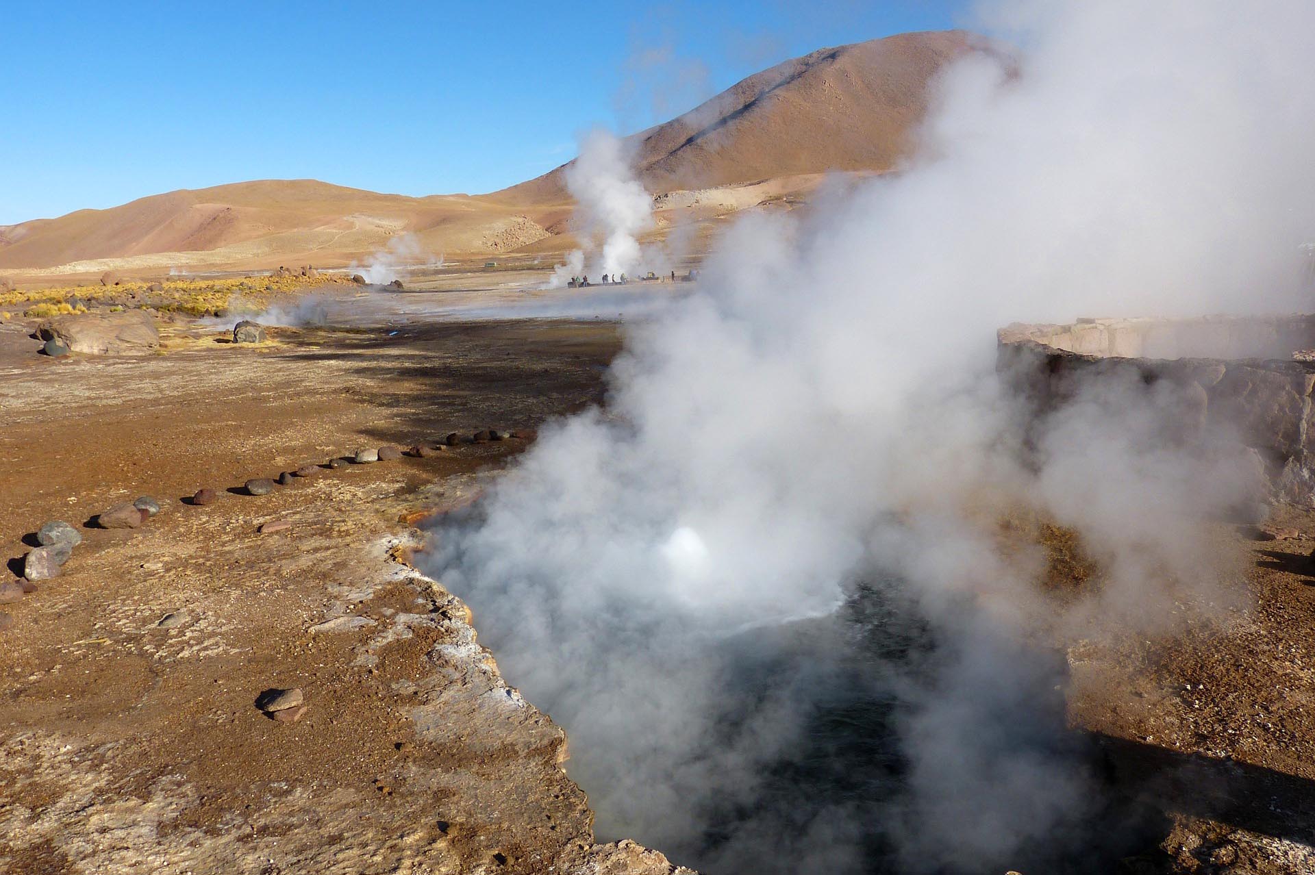 el-tatio-fumarole